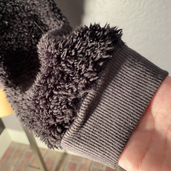 KENSIE - NWT - fuzzy owl sweater w sequins - M - Picture 10 of 16